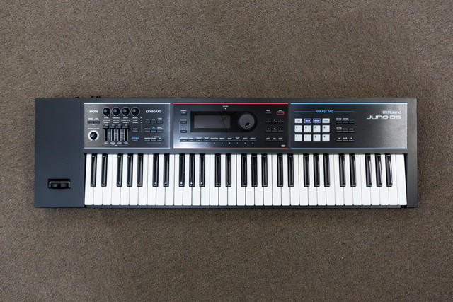 Synthesizer Roland JUNO DS-601